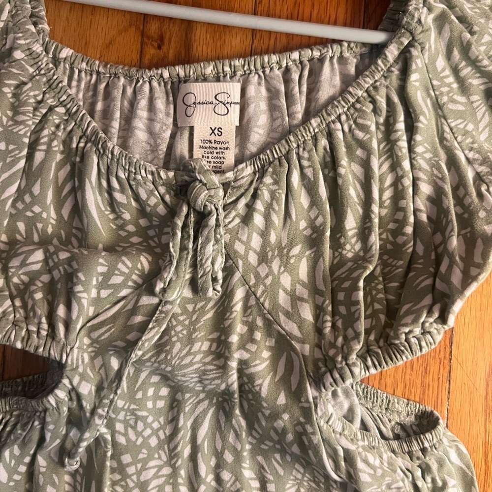 Jessica Simpson Leafy Patterned Mini Dress - Picture 2 of 7